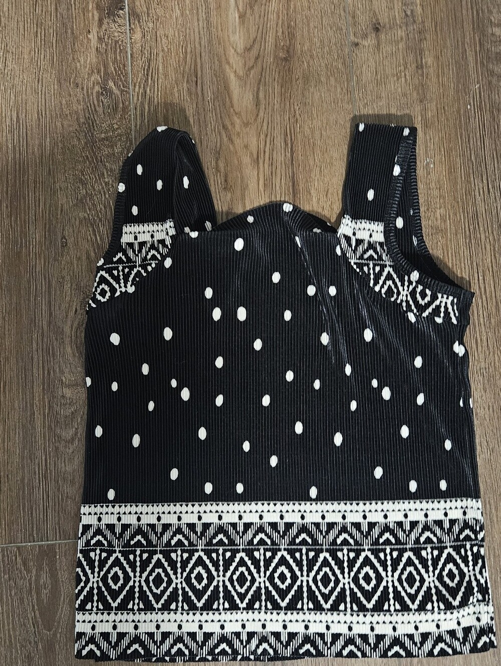 Y2k Ribbed Tank Top With Black & White Geometric Tribal Pattern